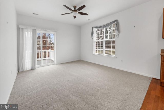 64 GRAND NATIONAL LN, Newark, DE 19702