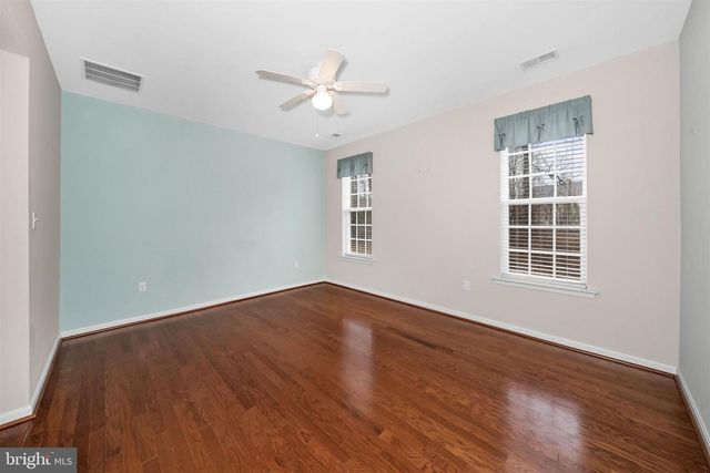 64 GRAND NATIONAL LN, Newark, DE 19702