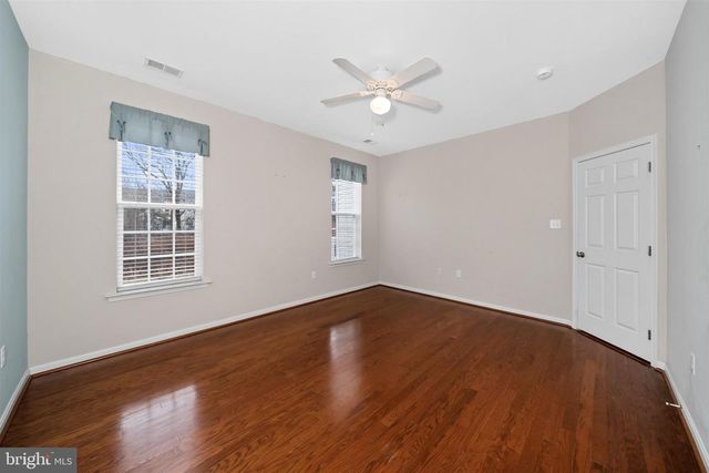 64 GRAND NATIONAL LN, Newark, DE 19702