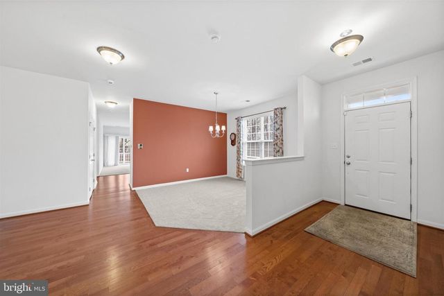 64 GRAND NATIONAL LN, Newark, DE 19702