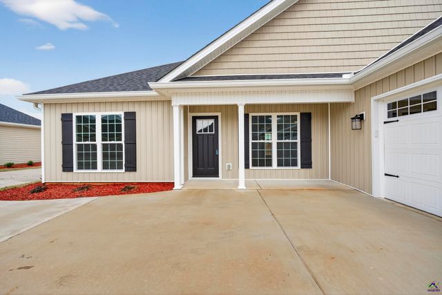1801 Quail Ridge Lane, Perry, GA 31069