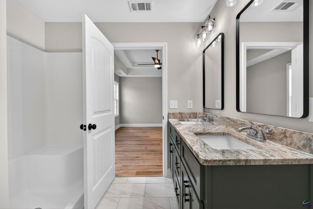 1801 Quail Ridge Lane, Perry, GA 31069