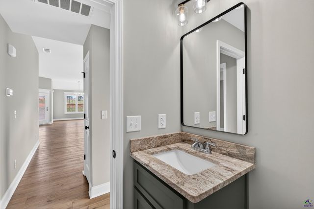 1801 Quail Ridge Lane, Perry, GA 31069