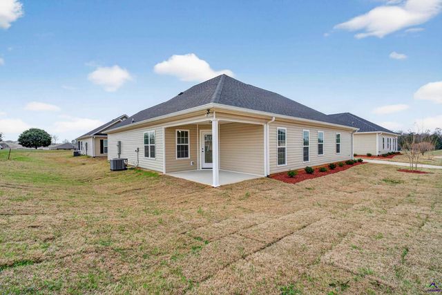 1801 Quail Ridge Lane, Perry, GA 31069