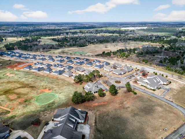 1801 Quail Ridge Lane, Perry, GA 31069