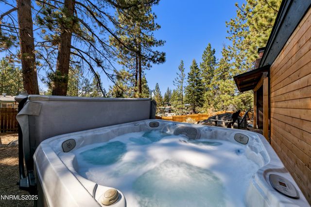 150 Woodland Way, Stateline, NV 89449