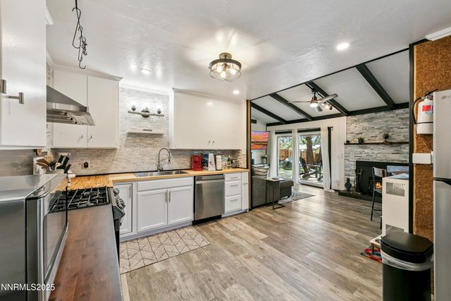 150 Woodland Way, Stateline, NV 89449