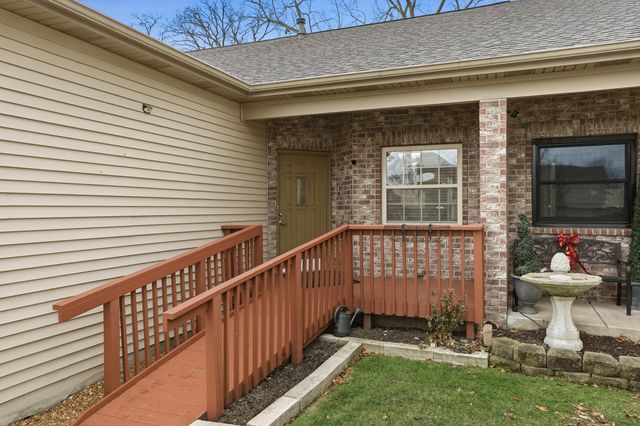 1573 E 56th Place, Hobart, IN 46342