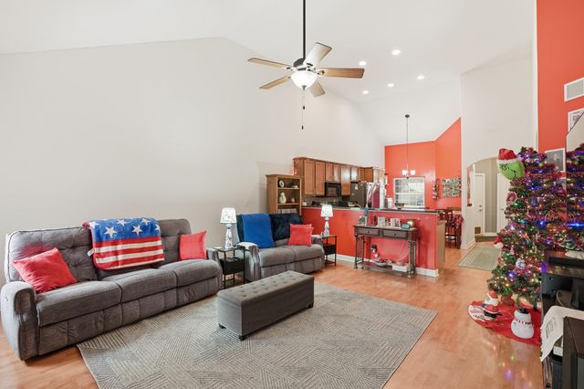 1573 E 56th Place, Hobart, IN 46342