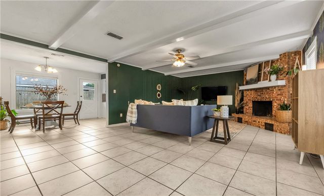 8000 Raintree Drive, College Station, TX 77845