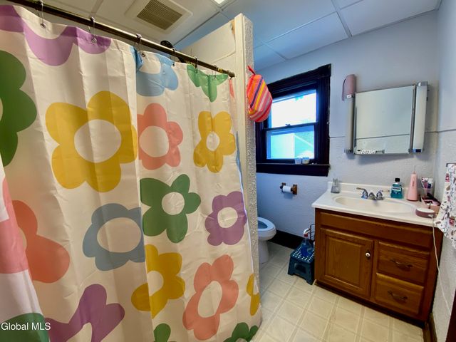 40 Voorheesville Avenue, Voorheesville, NY 12186