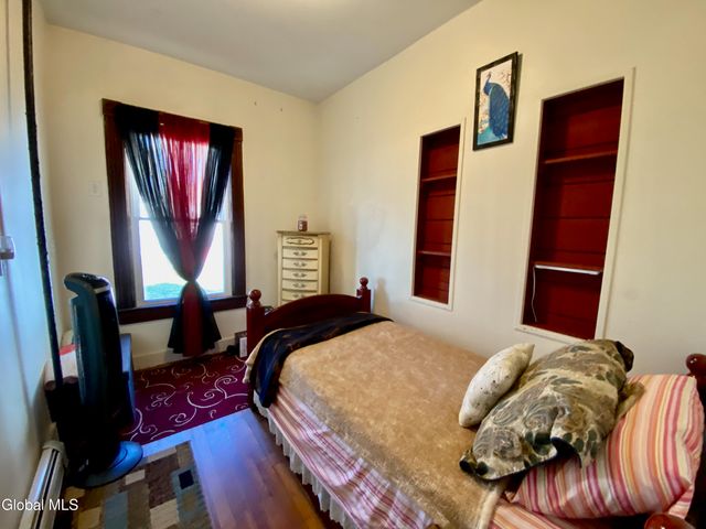 40 Voorheesville Avenue, Voorheesville, NY 12186