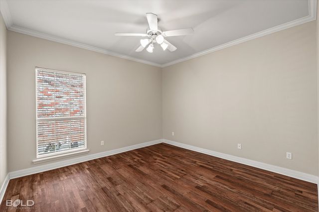5721 S Lakeshore Drive, Shreveport, LA 71119