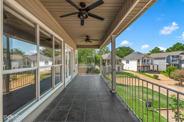 5721 S Lakeshore Drive, Shreveport, LA 71119