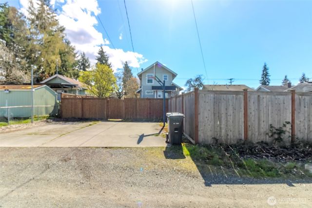 5707 N 45th Street, Tacoma, WA 98407