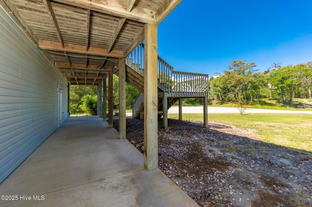 111 Sandpiper Lane, Indian Beach, NC 28512
