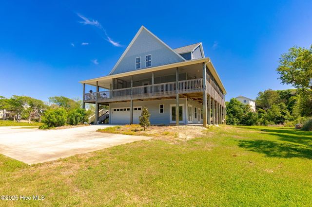 111 Sandpiper Lane, Indian Beach, NC 28512