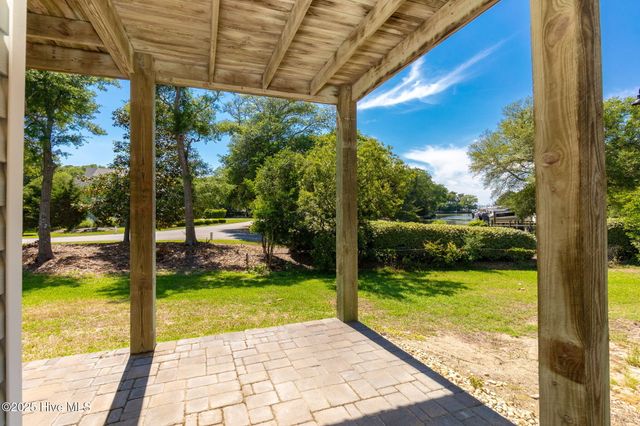 111 Sandpiper Lane, Indian Beach, NC 28512