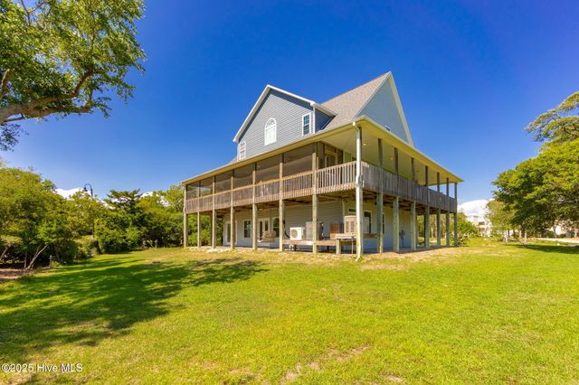 111 Sandpiper Lane, Indian Beach, NC 28512