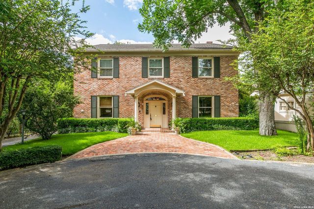 214 Terrell Rd, Terrell Hills, TX 78209