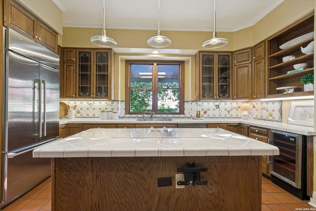 214 Terrell Rd, Terrell Hills, TX 78209