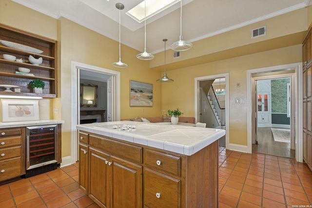 214 Terrell Rd, Terrell Hills, TX 78209