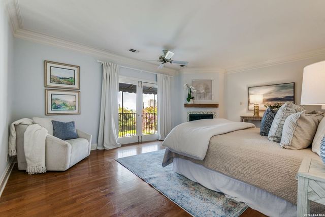 214 Terrell Rd, Terrell Hills, TX 78209