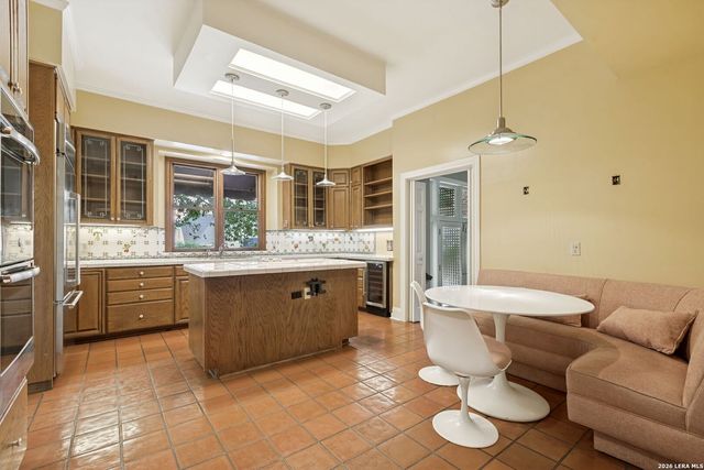 214 Terrell Rd, Terrell Hills, TX 78209