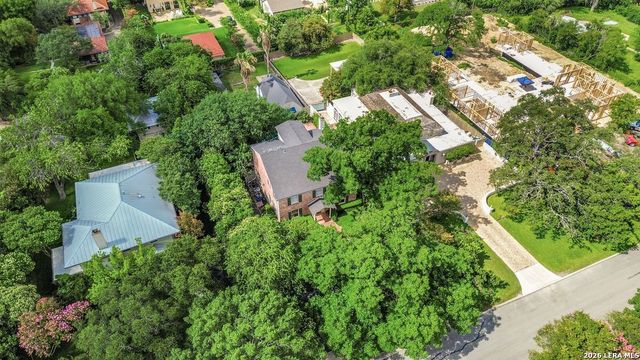 214 Terrell Rd, Terrell Hills, TX 78209