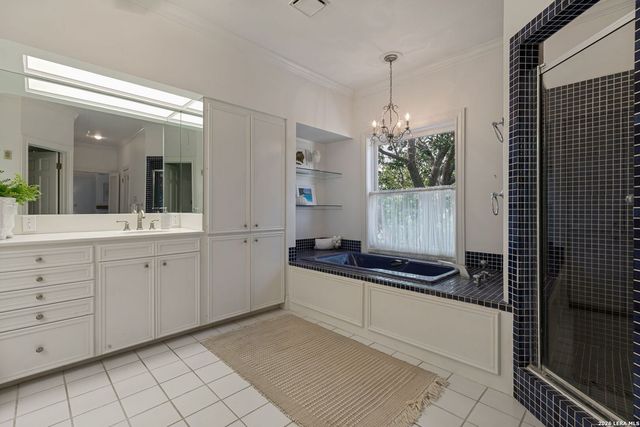 214 Terrell Rd, Terrell Hills, TX 78209