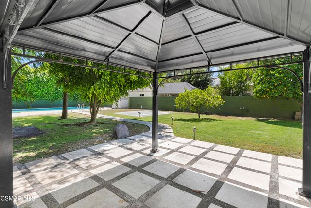 3914 Carpenter Avenue, Studio City, CA 91604