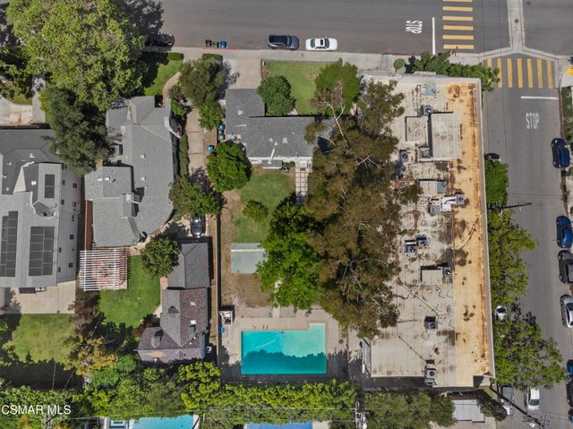 3914 Carpenter Avenue, Studio City, CA 91604