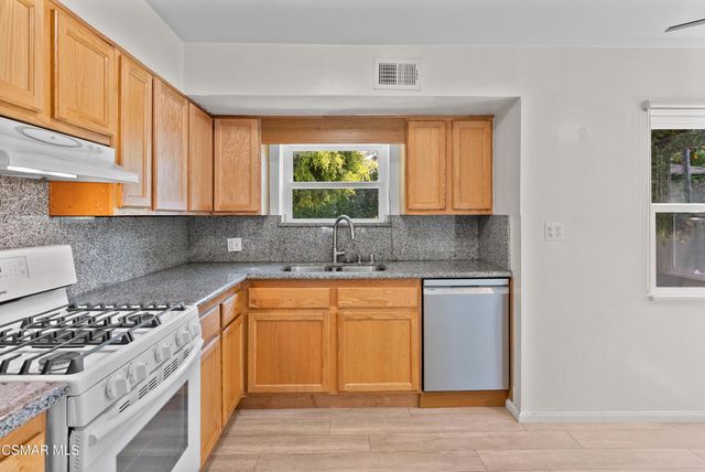 3914 Carpenter Avenue, Studio City, CA 91604