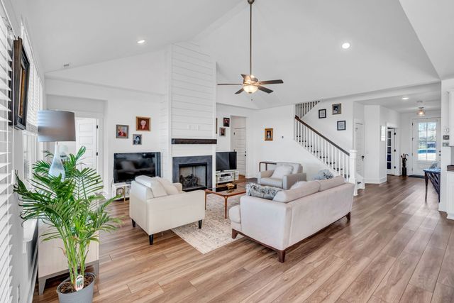 315 Gulfstream Dr, Gallatin, TN 37066
