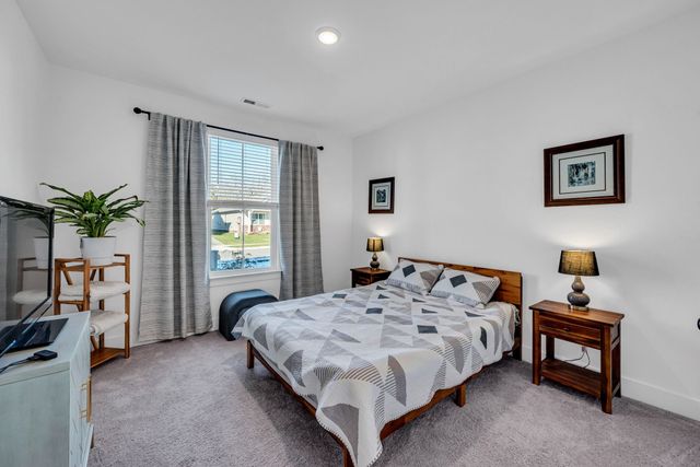 315 Gulfstream Dr, Gallatin, TN 37066