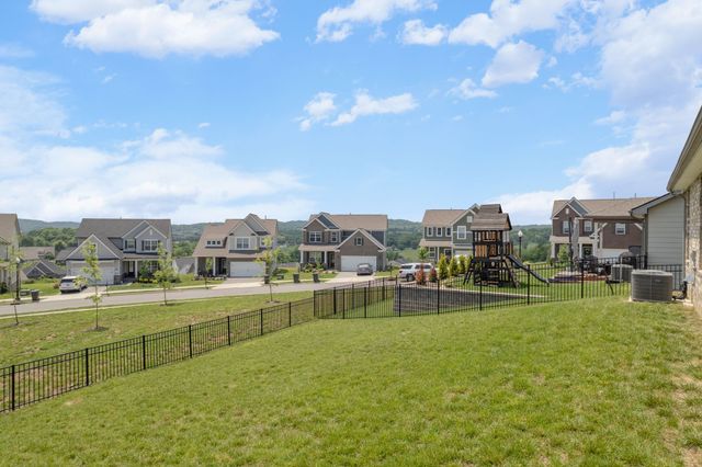 315 Gulfstream Dr, Gallatin, TN 37066
