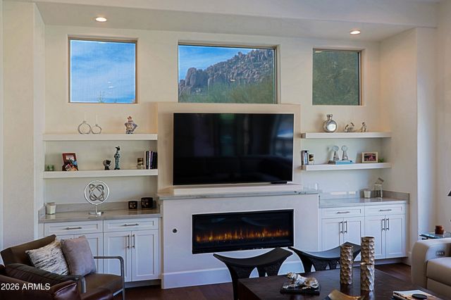 11594 E CHAMA Road, Scottsdale, AZ 85255