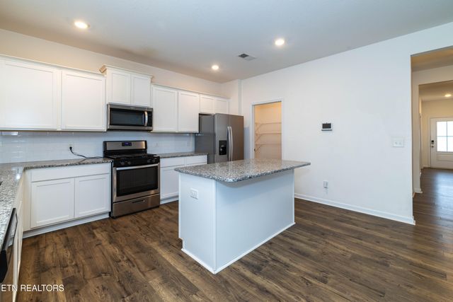 213 Ibis Loop, Oak Ridge, TN 37830