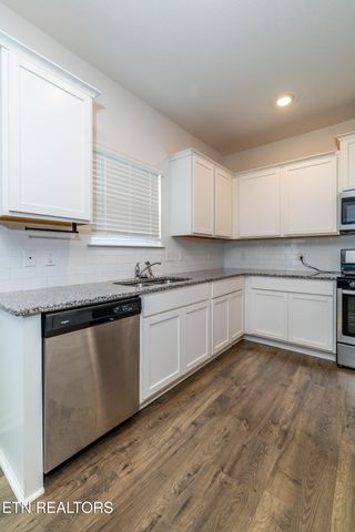 213 Ibis Loop, Oak Ridge, TN 37830