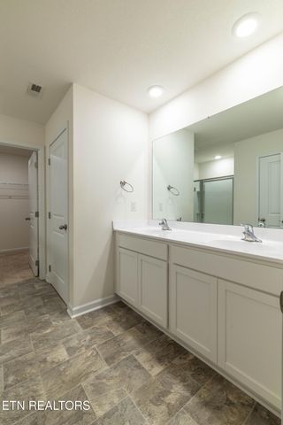 213 Ibis Loop, Oak Ridge, TN 37830