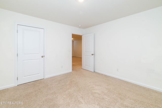 213 Ibis Loop, Oak Ridge, TN 37830