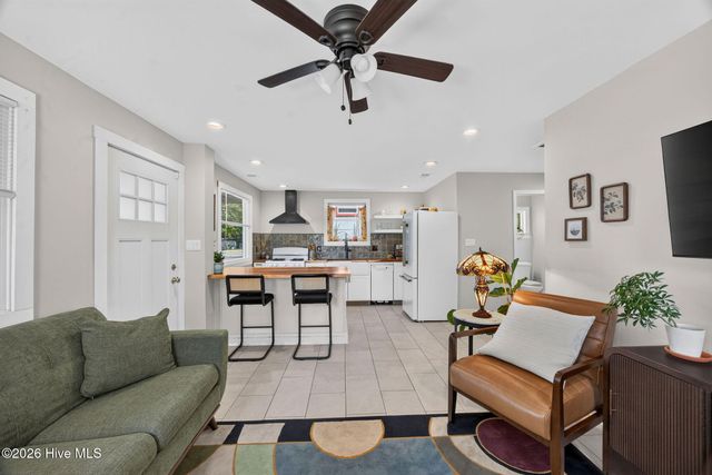 511 Marstellar Street, Wilmington, NC 28401