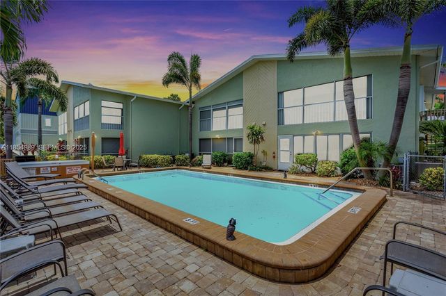 1409 SE 46th Lane 105, Cape Coral, FL 33904