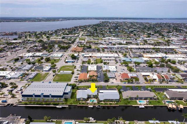 1409 SE 46th Lane 105, Cape Coral, FL 33904