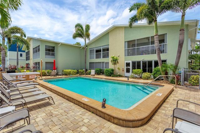 1409 SE 46th Lane 105, Cape Coral, FL 33904