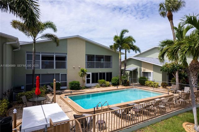1409 SE 46th Lane 105, Cape Coral, FL 33904