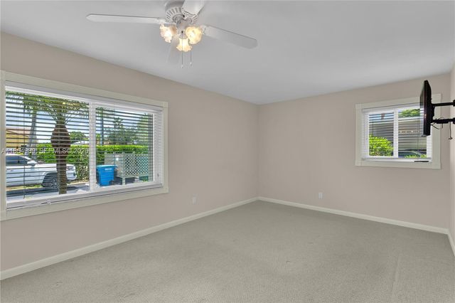 1409 SE 46th Lane 105, Cape Coral, FL 33904
