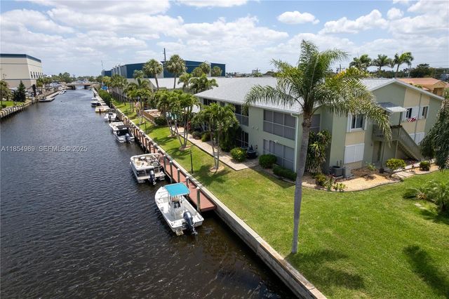 1409 SE 46th Lane 105, Cape Coral, FL 33904