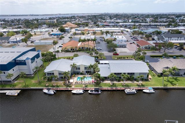 1409 SE 46th Lane 105, Cape Coral, FL 33904