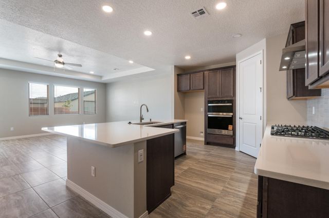 6908 Ava Road NE, Rio Rancho, NM 87144